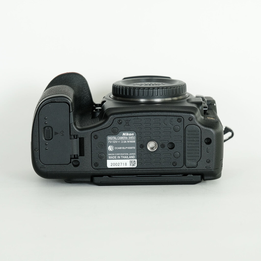 Nikon D850