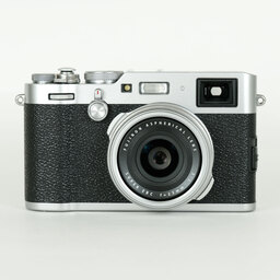 FUJIFILM X100F シルバー FUJIFILM X100F シルバー