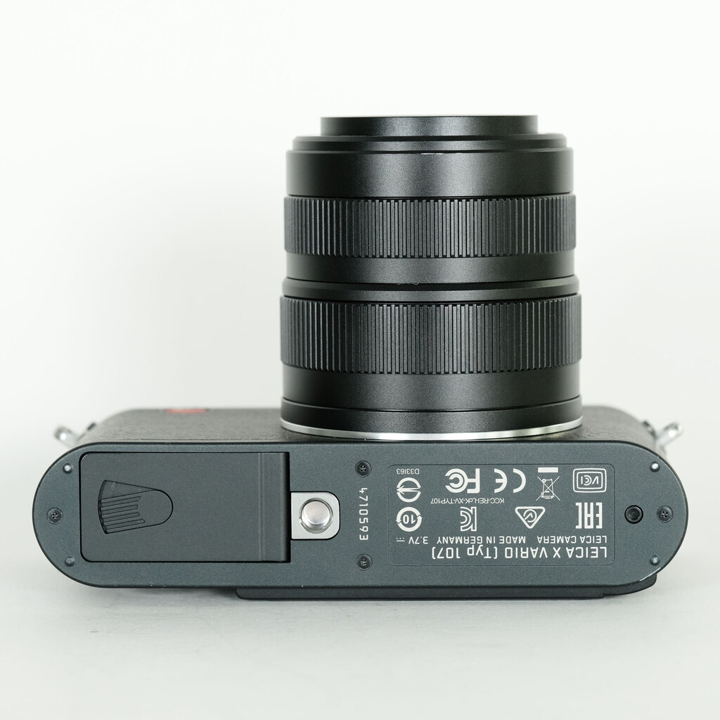 LEICA X Vario (Typ107) ブラックの出品 | ONE SCENE（ワンシーン）