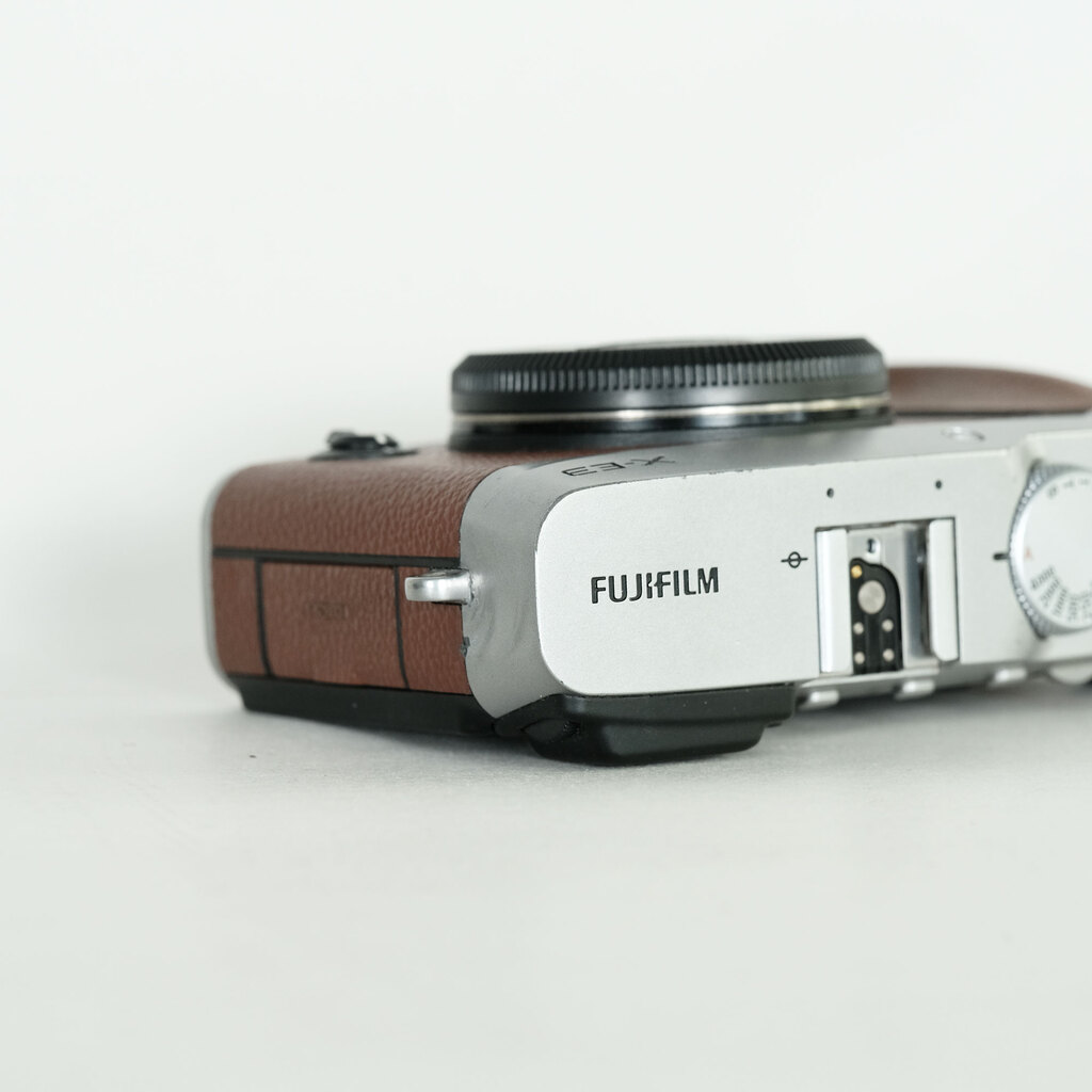 FUJIFILM X-E3 ボディ ブラウン