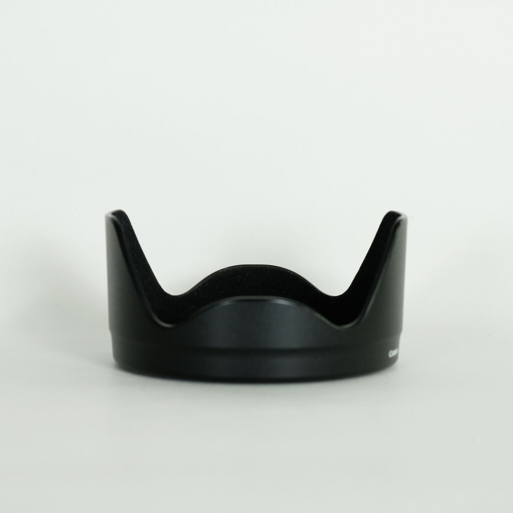 Canon EF-S15-85mm F3.5-5.6 IS USM