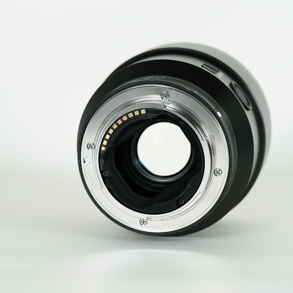 SONY FE 85mm F1.8 SEL85F18