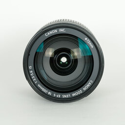 Canon EF-S18-200mm F3.5-5.6 IS