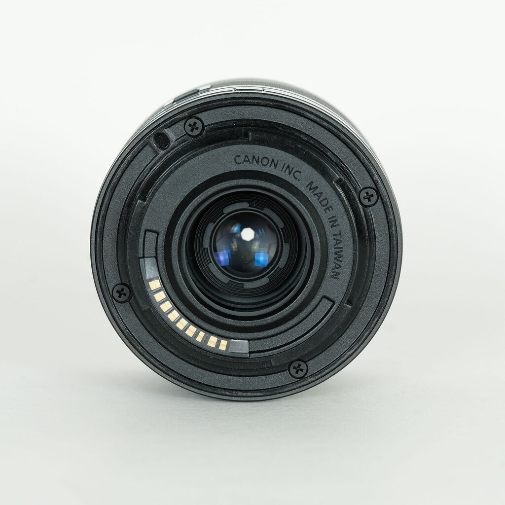 Canon EF-M28mm F3.5 マクロ IS STM