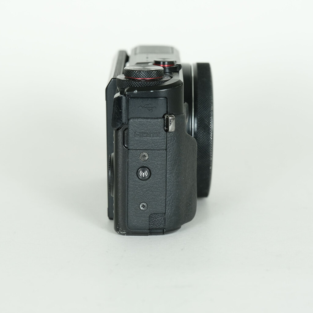 Canon PowerShot G7X Mark II