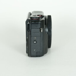 Canon PowerShot G7X Mark II