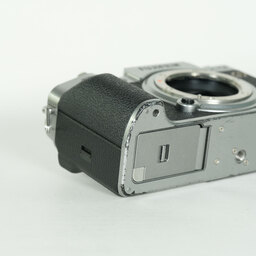 FUJIFILM X-T4