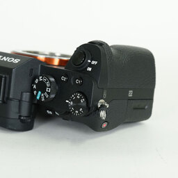 SONY α7 II（ILCE-7M2）