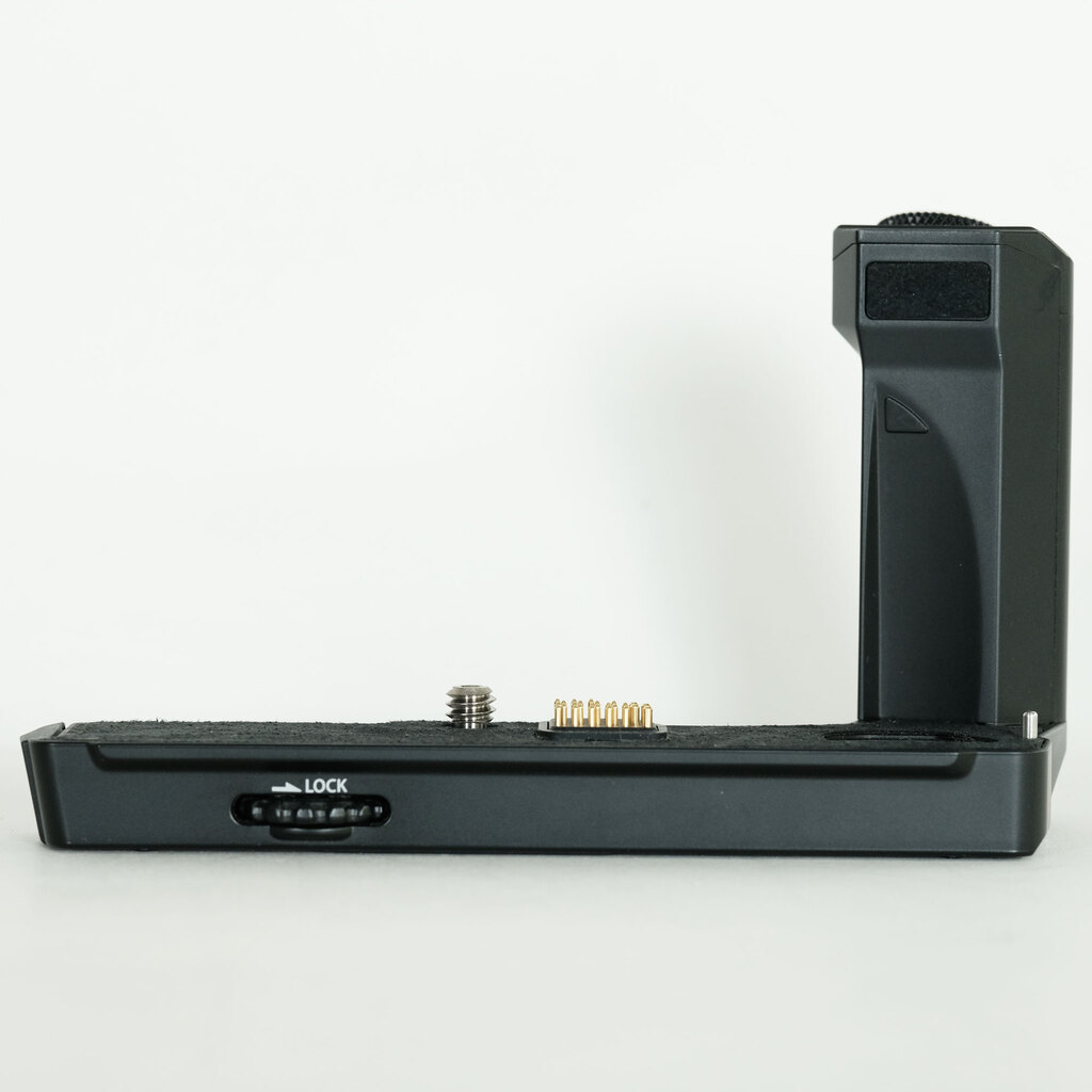 OLYMPUS OM-D E-M5 Mark II