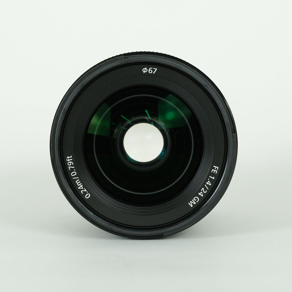 SONY FE 24mm F1.4 GM SEL24F14GMの出品 | ONE SCENE（ワンシーン）