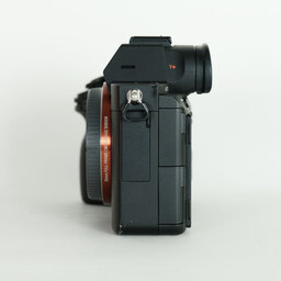 SONY α7 III（ILCE-7M3）