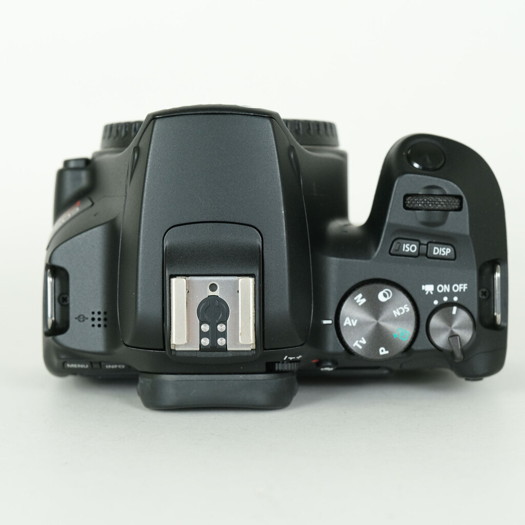 Canon EOS Kiss X10 Canon EOS Kiss X10