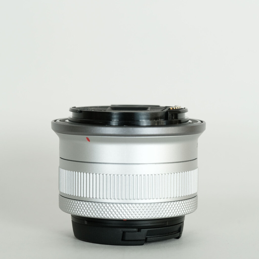 Canon RF-S 18-45mm F4.5-6.3 IS STM