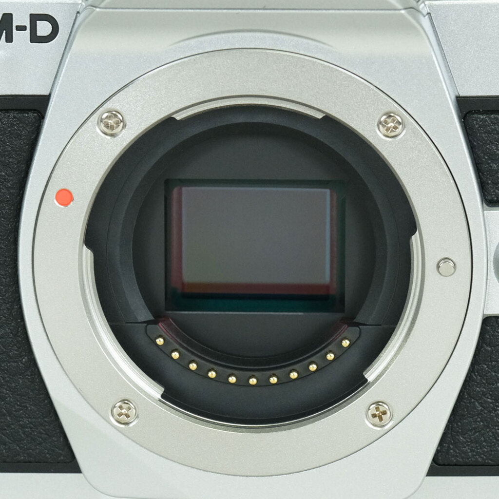 OLYMPUS OM-D E-M10 Mark III