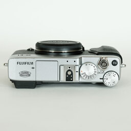 FUJIFILM X-E1 シルバー