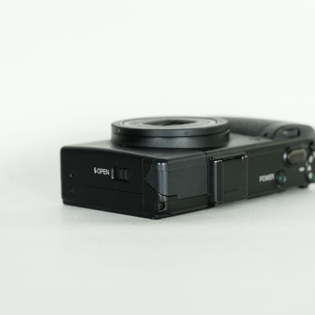 RICOH GR DIGITAL III