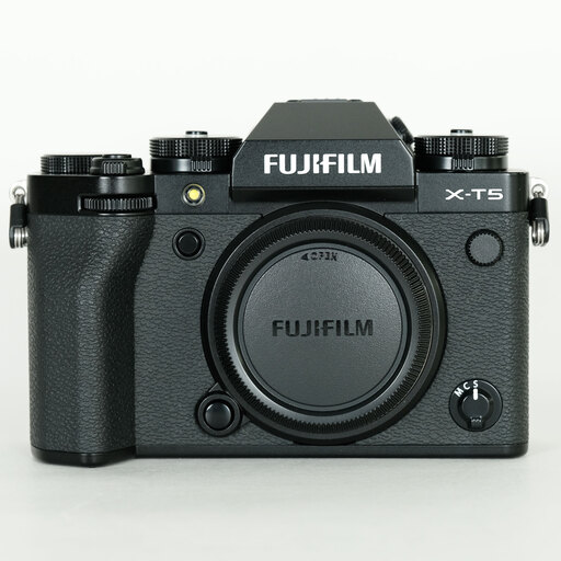 FUJIFILM X-T5