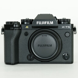 FUJIFILM X-T5