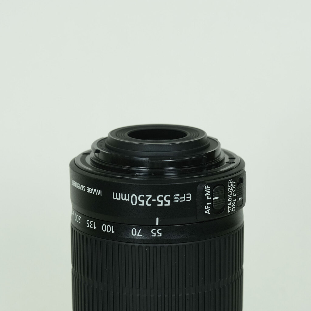 Canon EF-S55-250mm F4-5.6 IS II