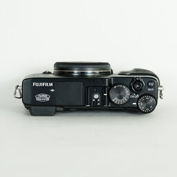 FUJIFILM X-E2