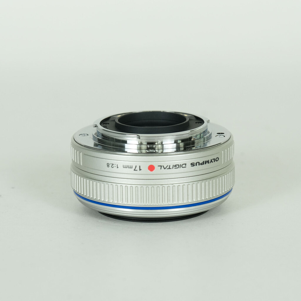 OLYMPUS M.ZUIKO DIGITAL 17mm F2.8 シルバーの出品 | ONE SCENE（ワン