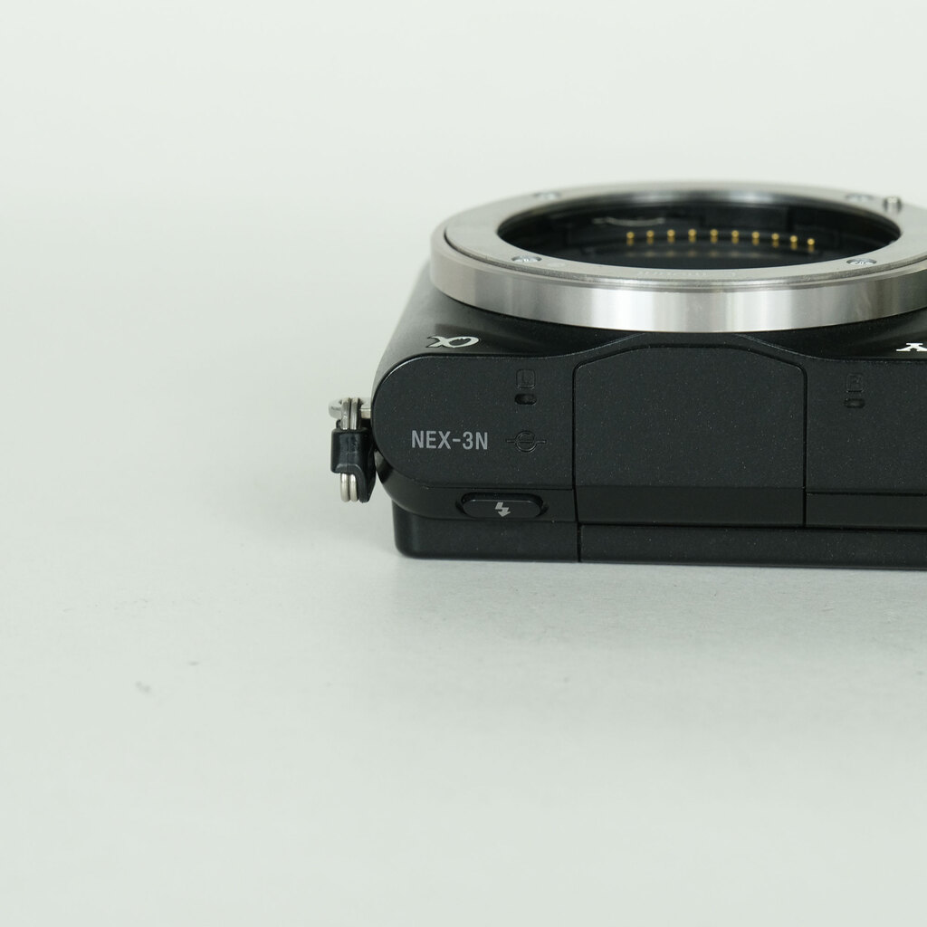 SONY α NEX-3N ボディ ブラックの出品 | ONE SCENE（ワンシーン）