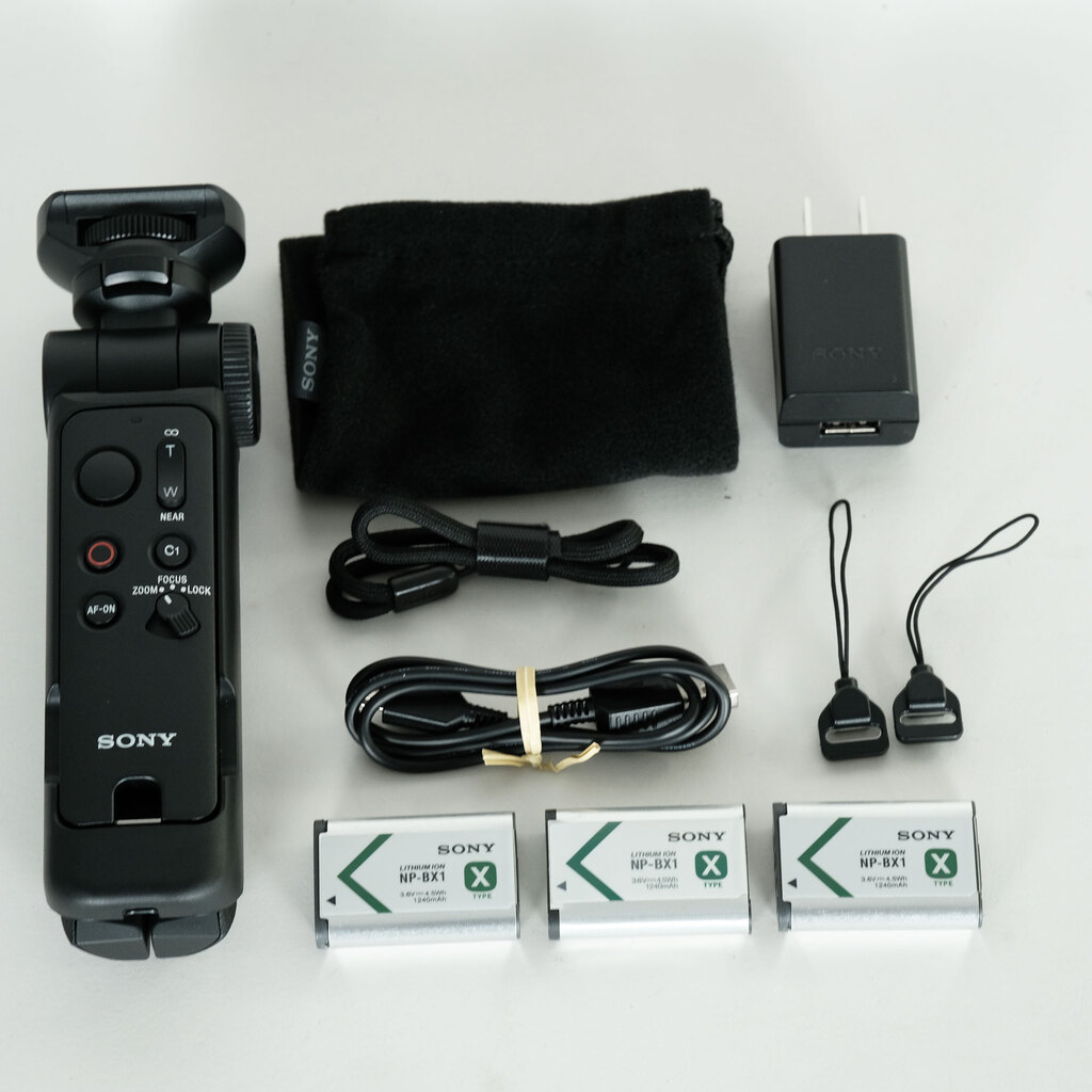 SONY Cyber-shot DSC-RX100M7