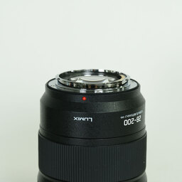 Panasonic LUMIX S 28-200mm F4-7.1 MACRO O.I.S.