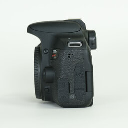 Canon EOS Kiss X9i