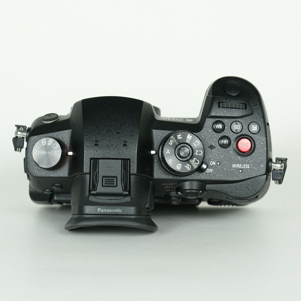 Panasonic LUMIX DC-GH5S Panasonic LUMIX DC-GH5S