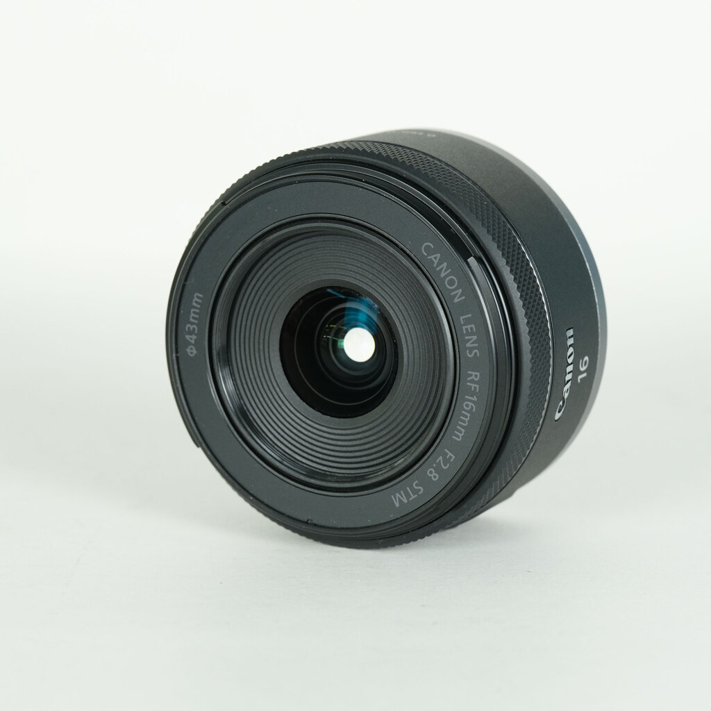 Canon RF16mm F2.8 STM Canon RF16mm F2.8 STM