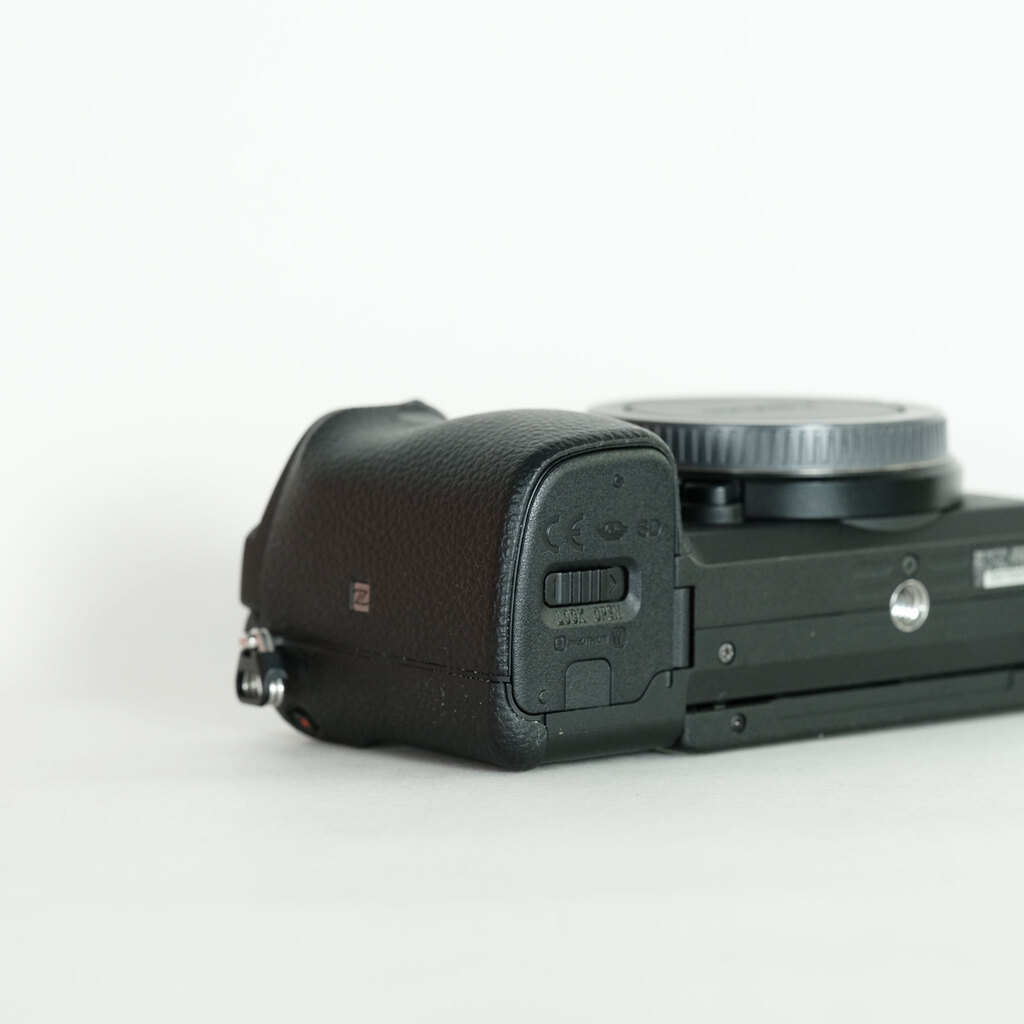 SONY α6400（ILCE-6400）