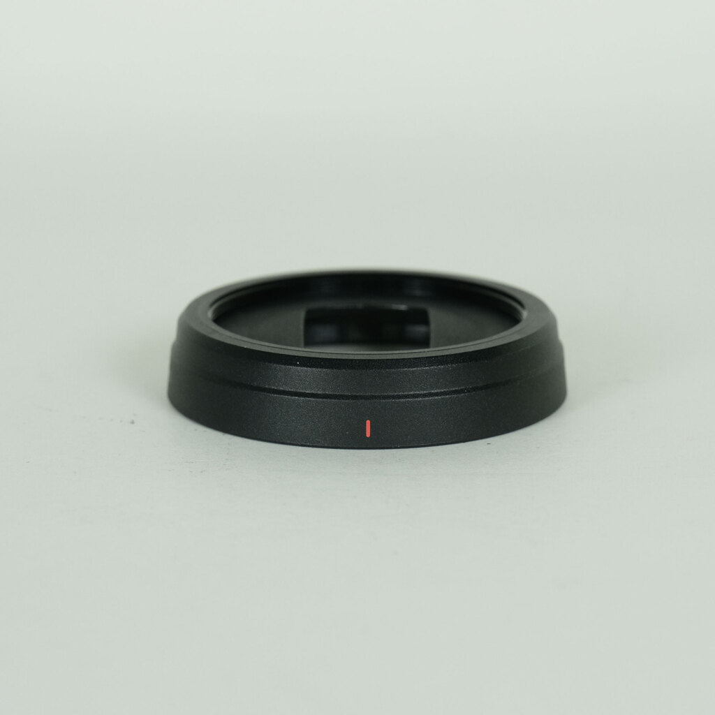 SONY E 20mm F2.8 SEL20F28