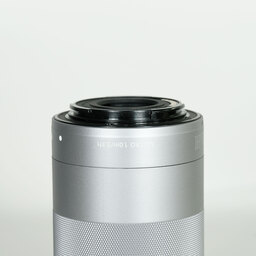 Canon EF-M55-200mm F4.5-6.3 IS STM シルバー