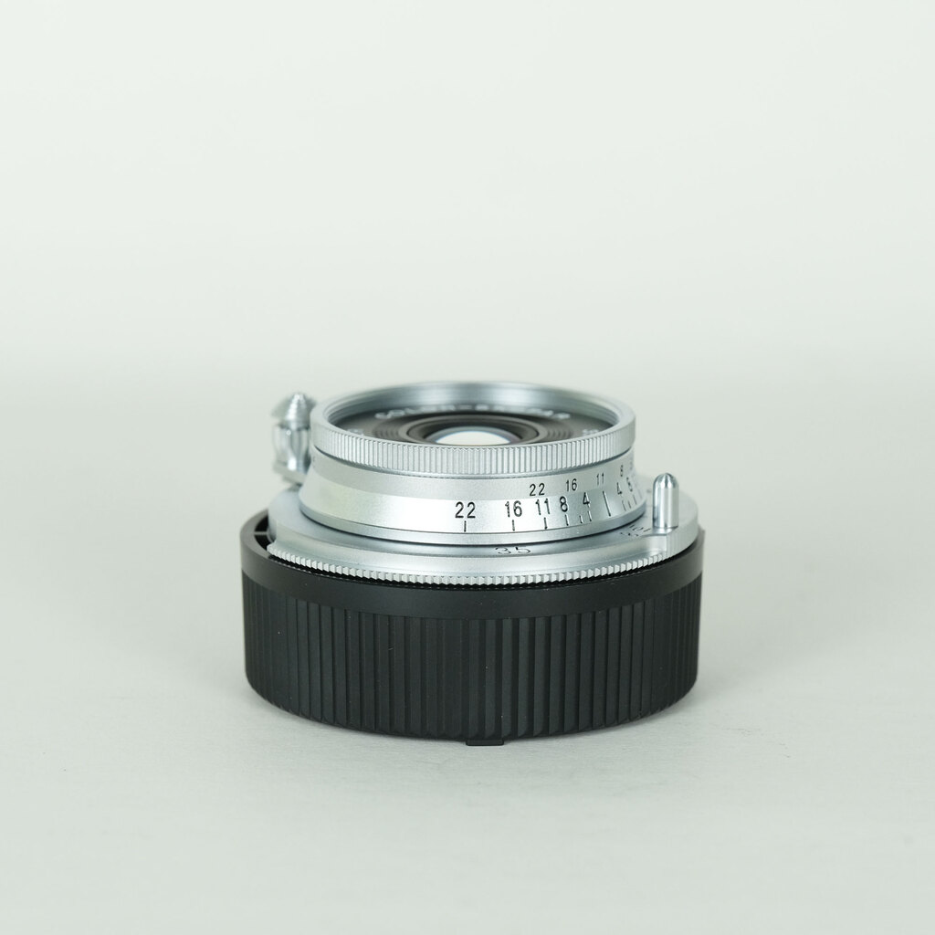 コシナ フォクトレンダー COLOR-SKOPAR 35mm F3.5 Aspherical VM シルバー コシナ フォクトレンダー COLOR-SKOPAR 35mm F3.5 Aspherical VM シルバー