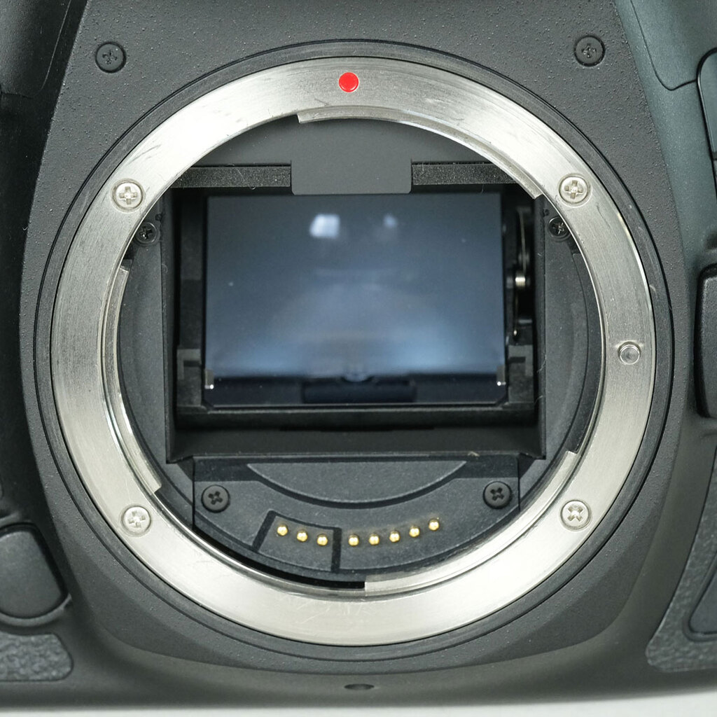 Canon EOS 5D Mark IV Canon EOS 5D Mark IV