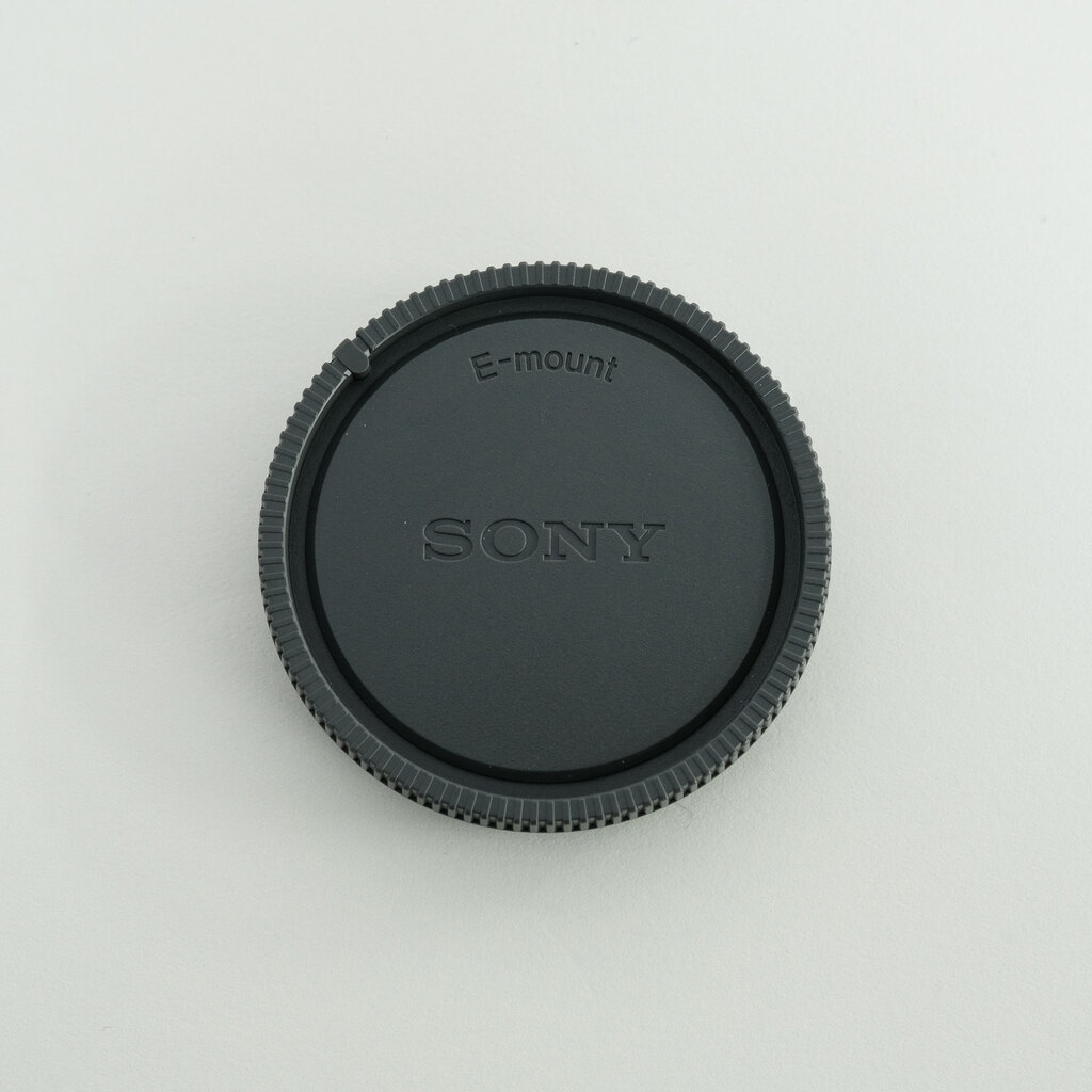 SONY E 11mm F1.8 SEL11F18