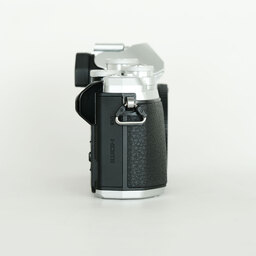 OLYMPUS OM-D E-M10 Mark III