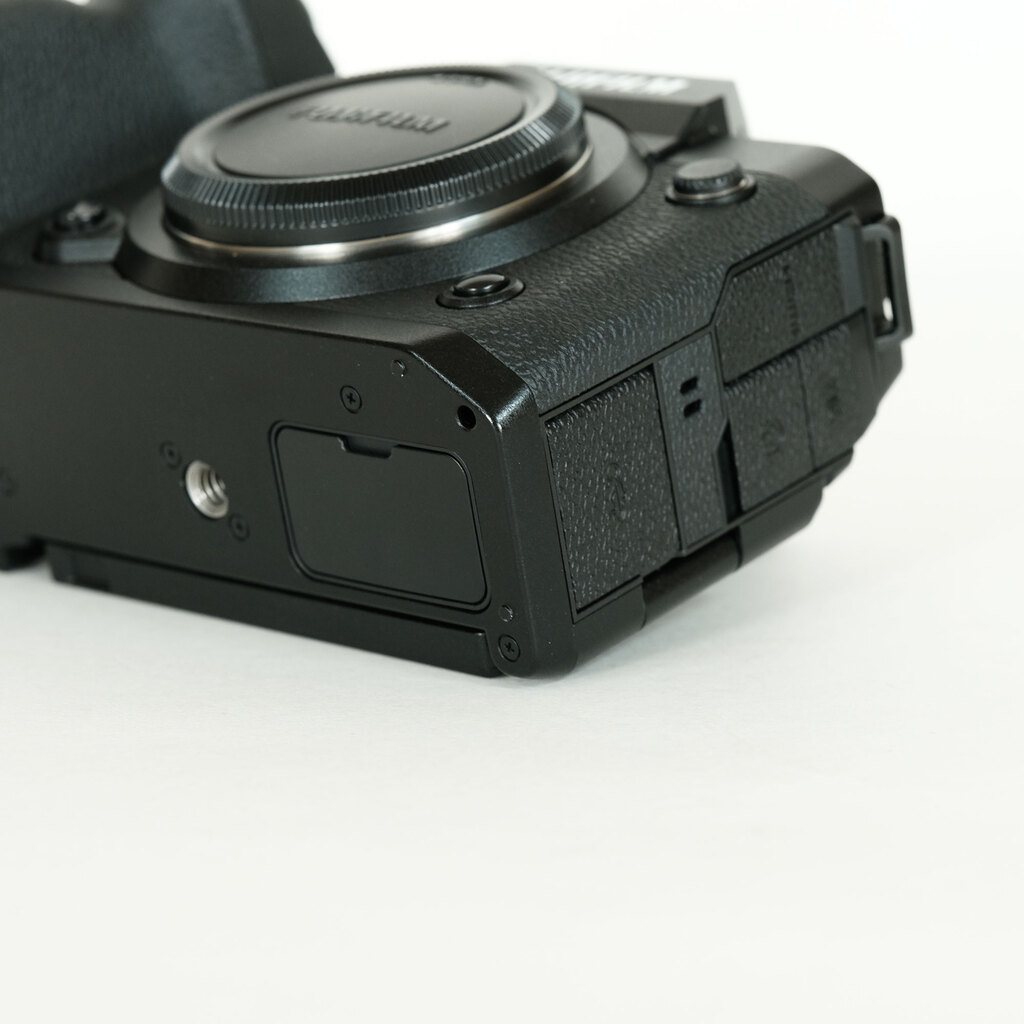 FUJIFILM X-H2の出品 | ONE SCENE（ワンシーン）