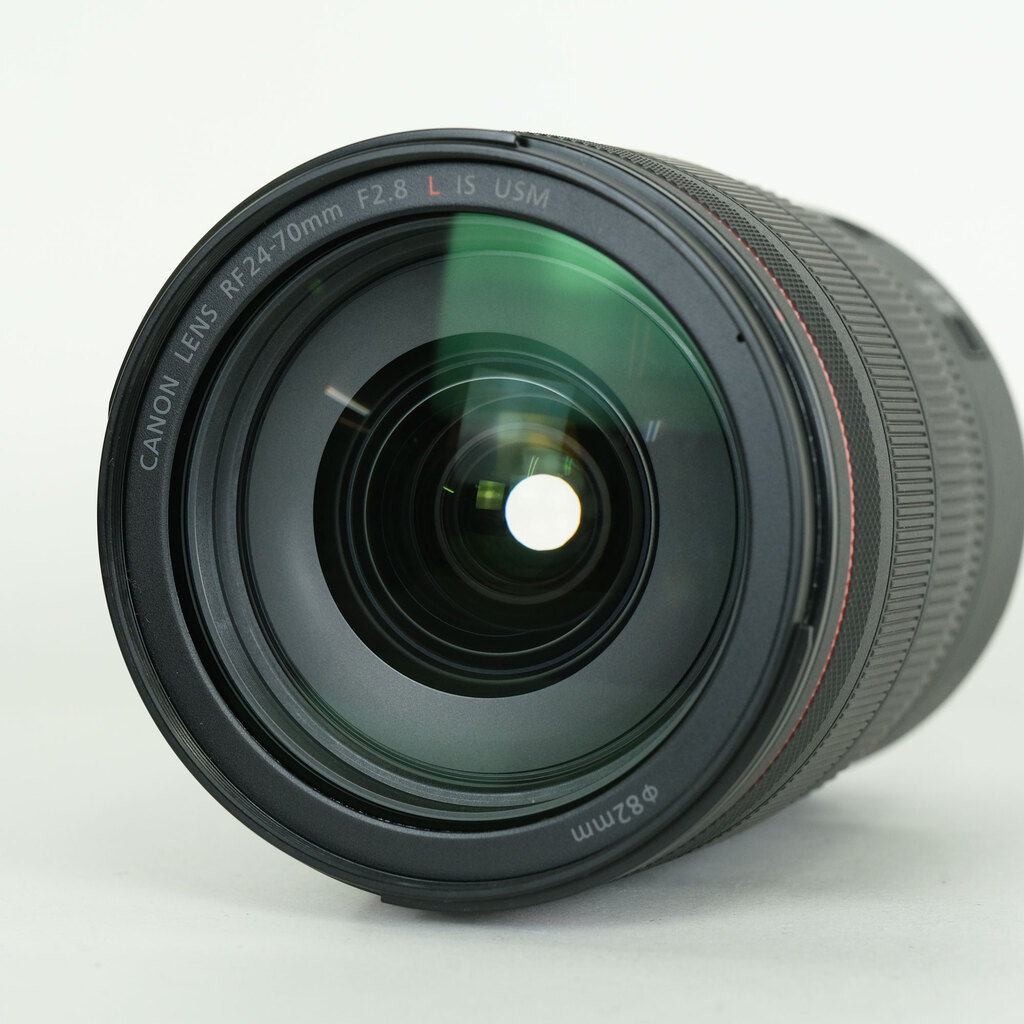 Canon RF24-70mm F2.8 L IS USM Canon RF24-70mm F2.8 L IS USM
