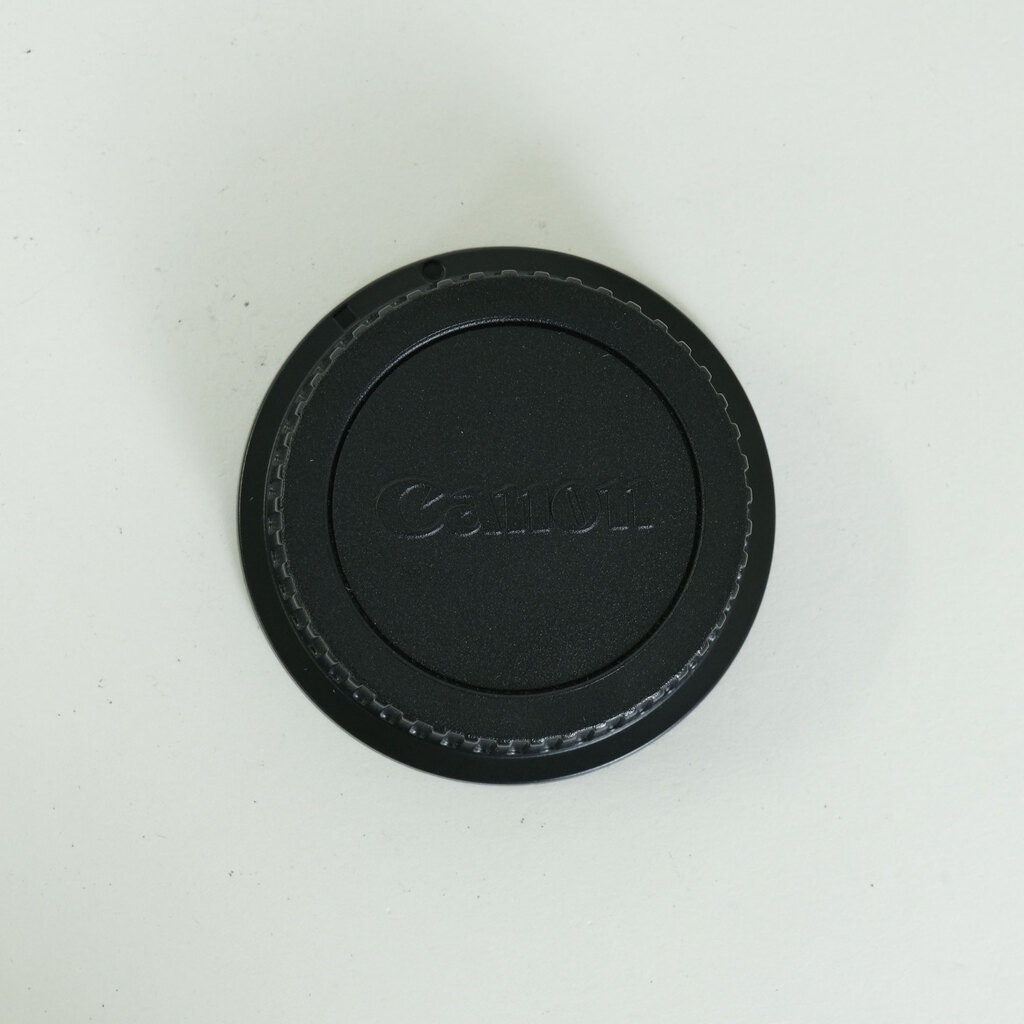 Canon EF-S18-55mm F3.5-5.6 IS