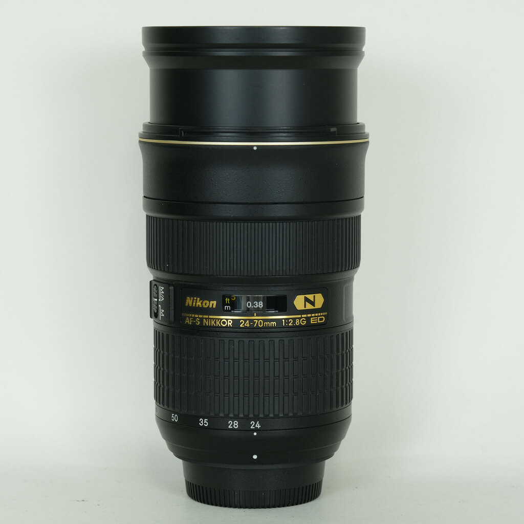 Nikon AF-S NIKKOR 24-70mm f/2.8G ED