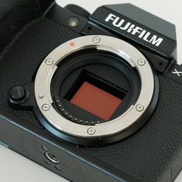 FUJIFILM X-S10