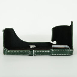 SONY α7RIV ボディ ILCE-7RM4A   【後期モデル 液晶下部にSONYロゴなし】