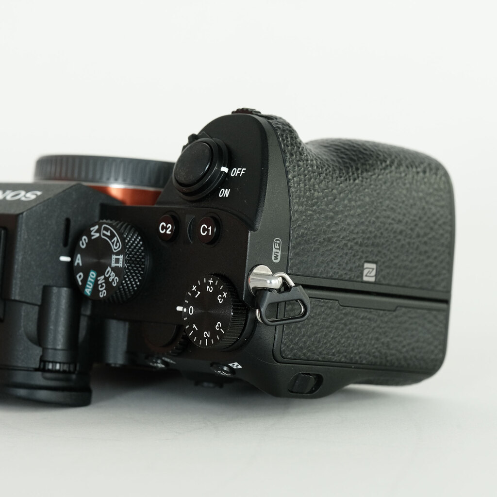 SONY α7 III(ILCE-7M3) SONY α7 III(ILCE-7M3)