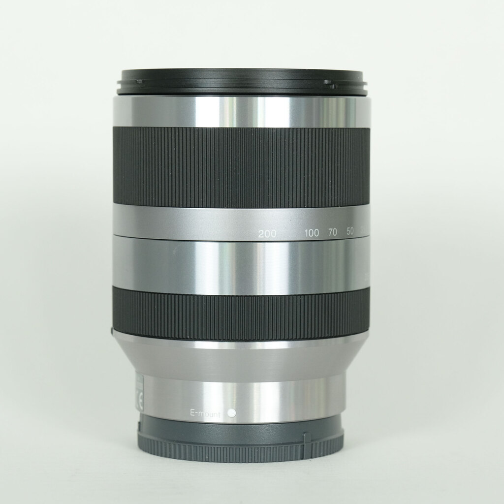 SONY E18-200mm F3.5-6.3 OSS SEL18200の出品 | ONE SCENE（ワンシーン）