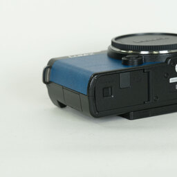 Panasonic LUMIX DC-S9