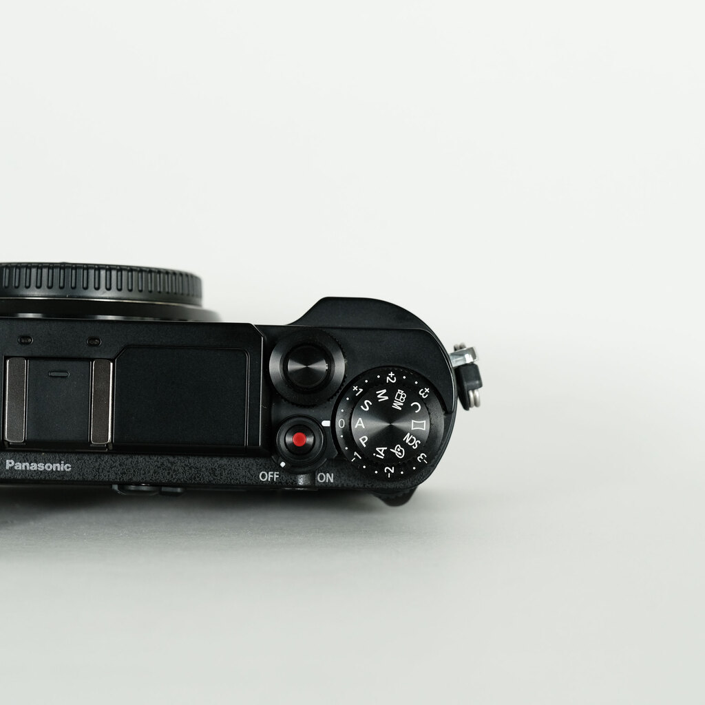 Panasonic LUMIX DC-GX7MK3 ブラック