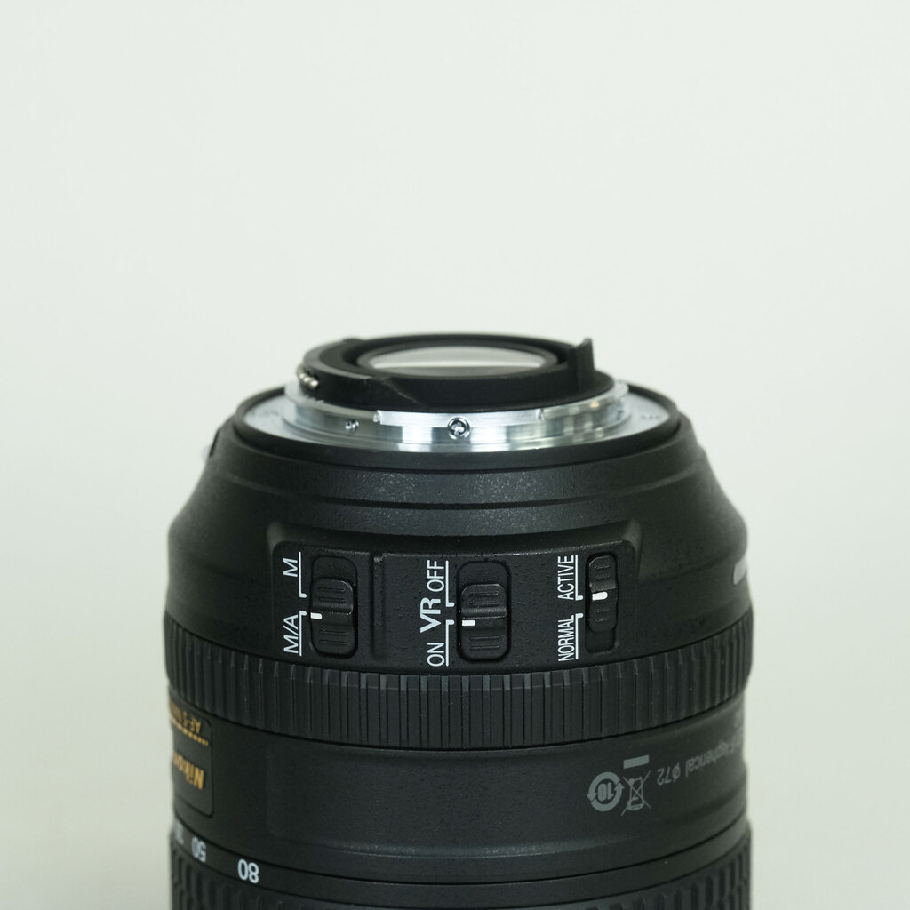 Nikon AF-S DX NIKKOR 16-80mm f/2.8-4E ED VR Nikon AF-S DX NIKKOR 16-80mm f/2.8-4E ED VR