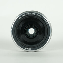 Panasonic LUMIX G 20mm F1.7 II ASPH. Panasonic LUMIX G 20mm F1.7 II ASPH.